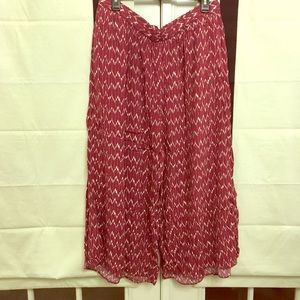 Wide leg, cropped pants